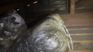 長野県長野市ネズミ駆除 ネズミの巣にされた断熱材の撤去