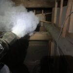 東京都中野区ネズミ駆除 煙による天井裏のネズミ追い出し作業